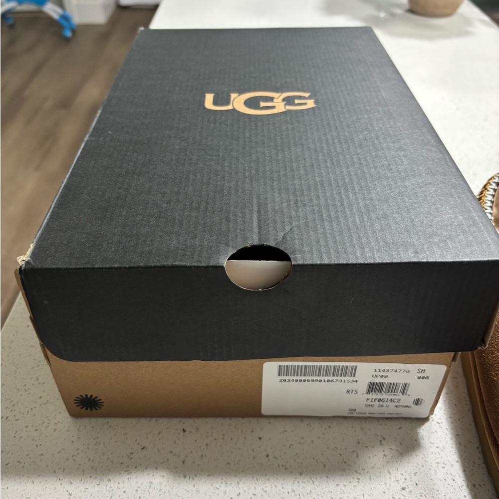 UGG Black and Brown Shoe Box